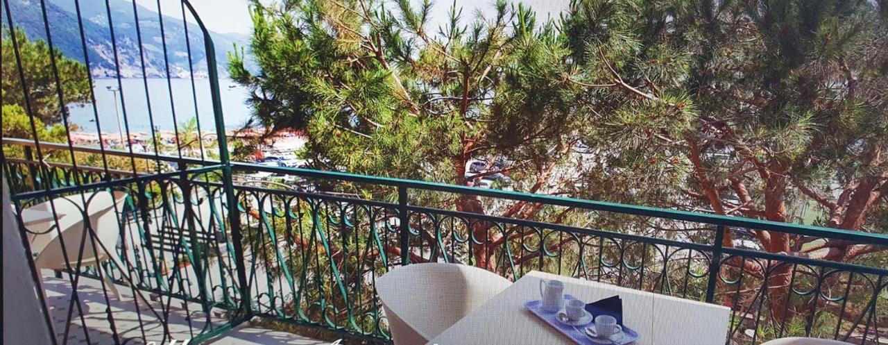Monterosso Apartments In Servano'S Villas Monterosso al Mare Exterior foto